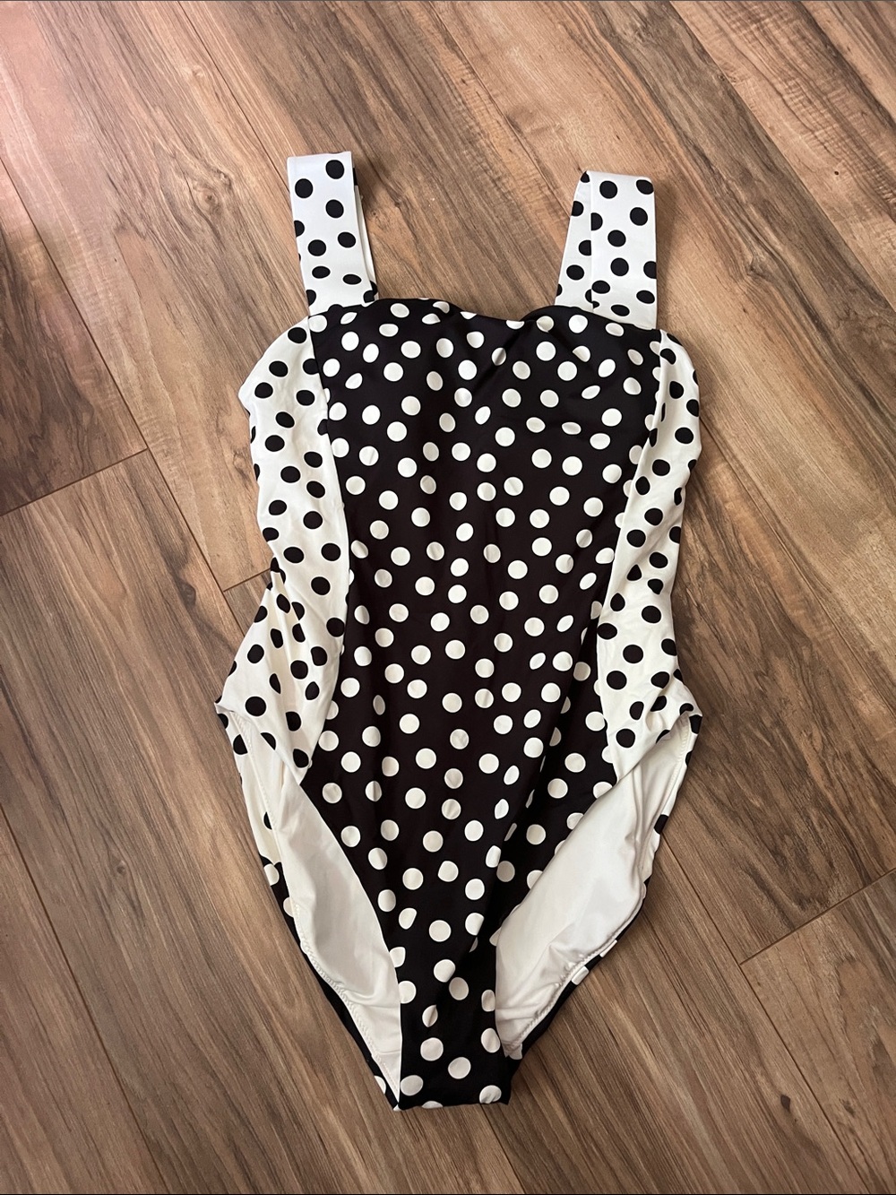 Lands End 10L Black and White Polka Dot One-Piece Swimsuit